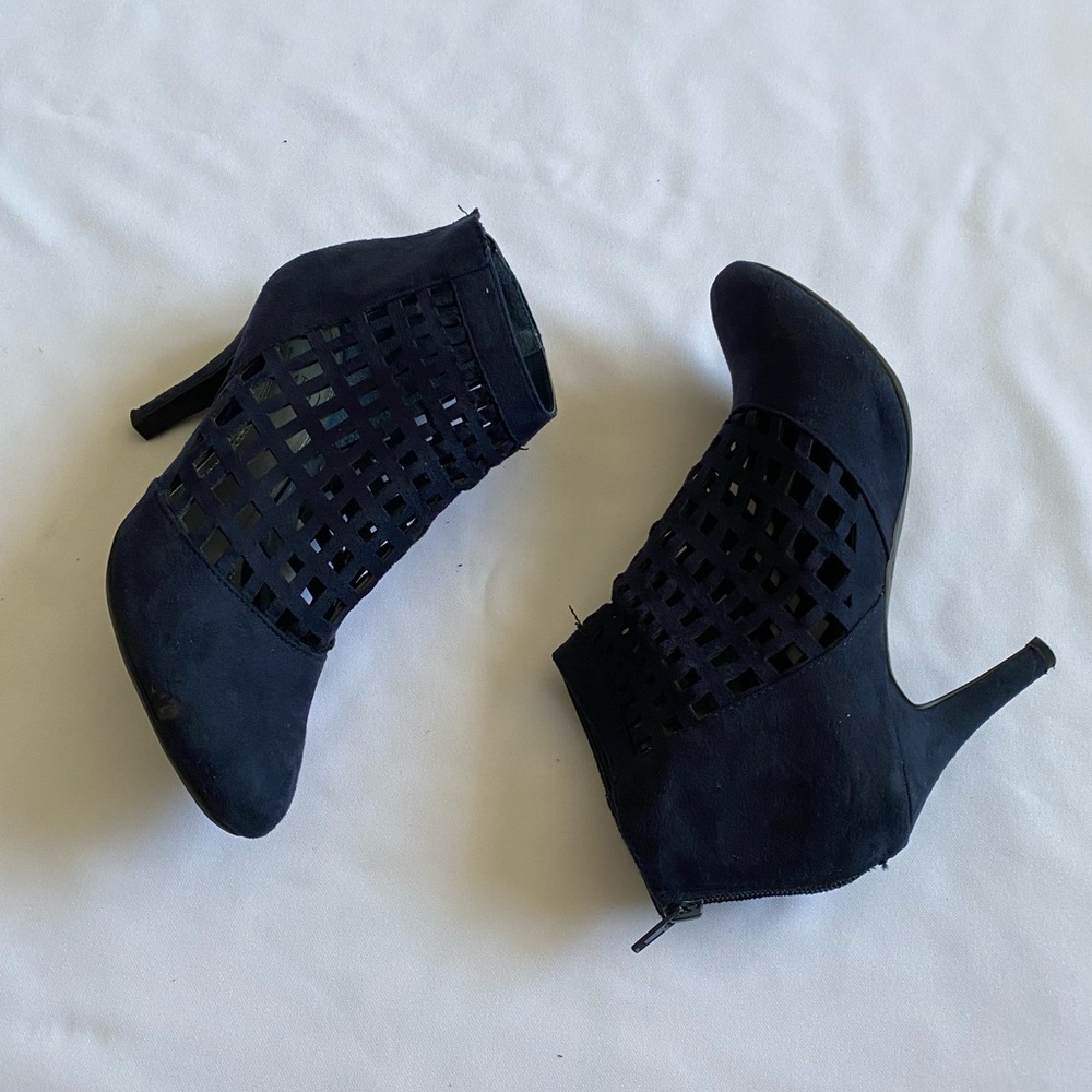 Impo Suede Booties